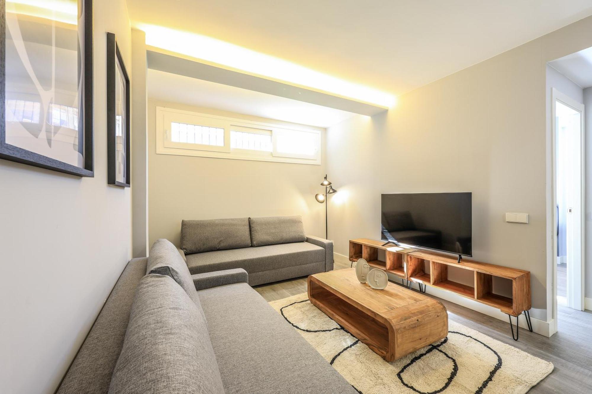 Apartamentos Reformados En Arturo Soria Мадрид Екстериор снимка