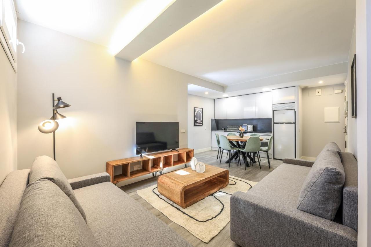Apartamentos Reformados En Arturo Soria Мадрид Екстериор снимка