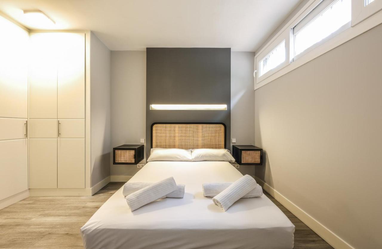Apartamentos Reformados En Arturo Soria Мадрид Екстериор снимка