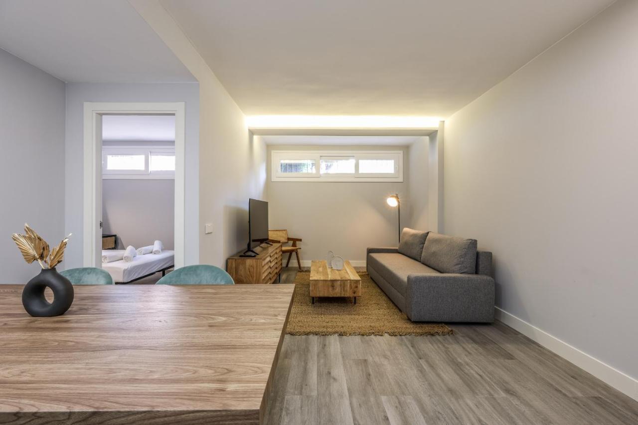 Apartamentos Reformados En Arturo Soria Мадрид Екстериор снимка